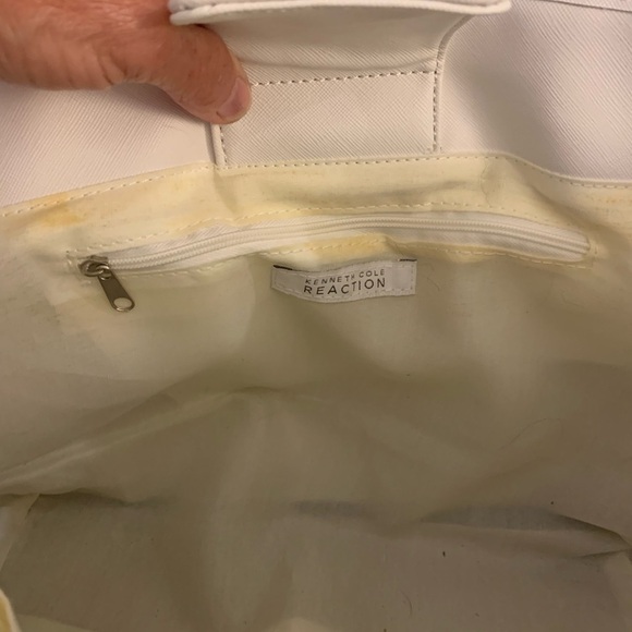Kenneth Cole Reaction White and Black Tote Bag NWT - Picture 8 of 9